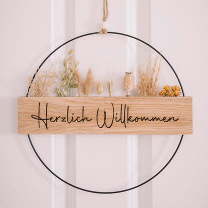 Metallring mit Eichenholz „Hereinspaziert“