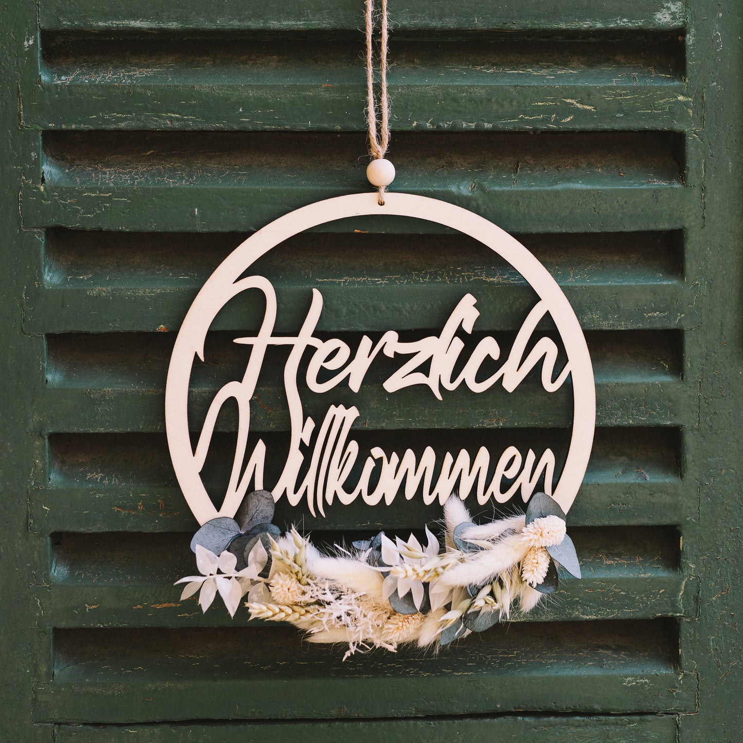 Trockenblumenkranz  Herzlich Willkommen Schriftzug