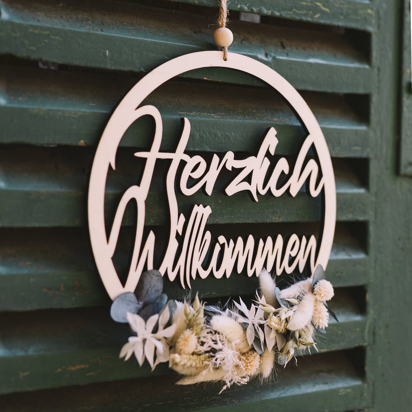 Trockenblumenkranz  Herzlich Willkommen Schriftzug