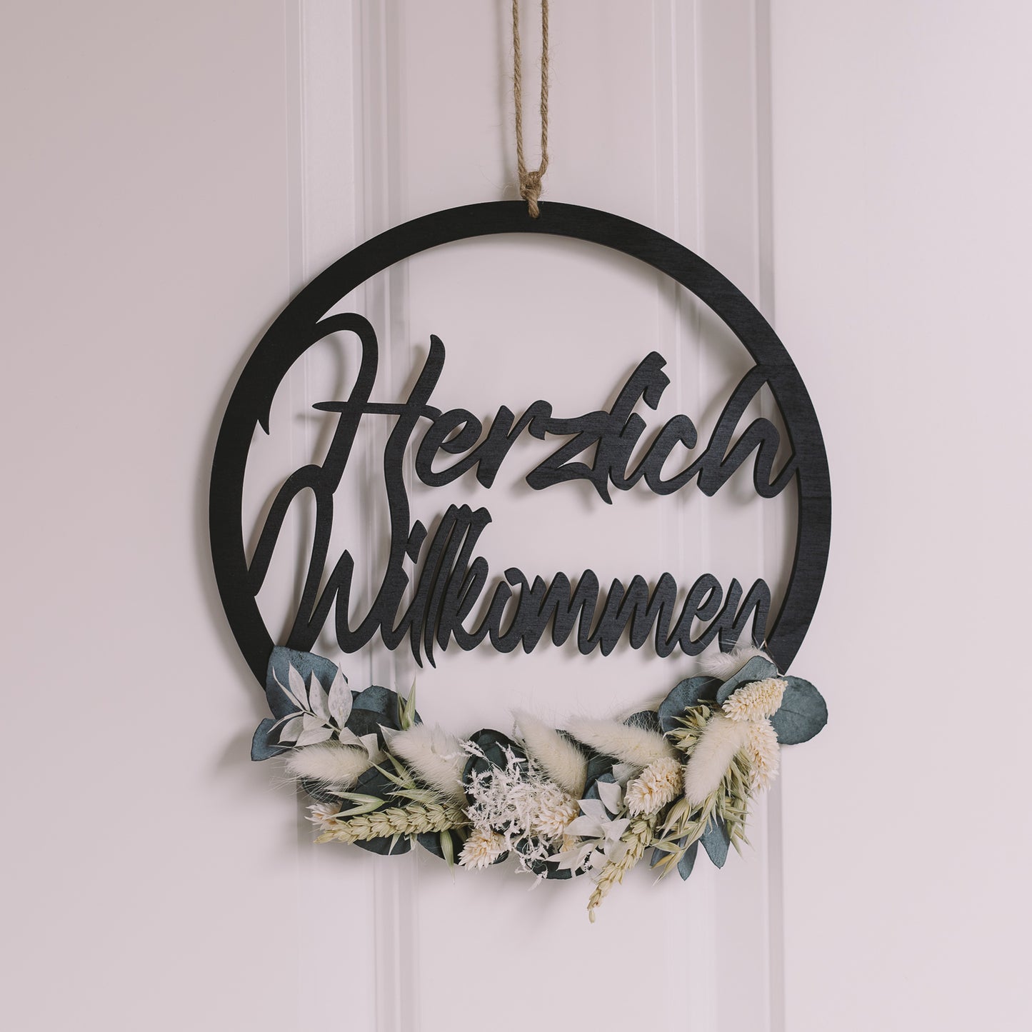 Trockenblumenkranz  Herzlich Willkommen Schriftzug