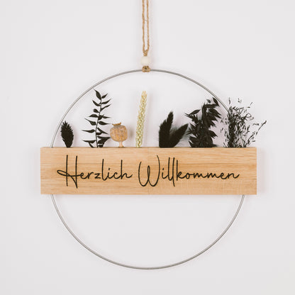 Metallring mit Eichenholz „Hereinspaziert“